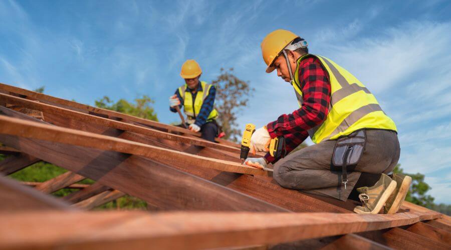 Professional residential roofers in Galt, IL
